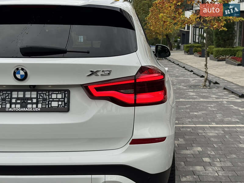 Внедорожник / Кроссовер BMW X3 2018 в Ужгороде