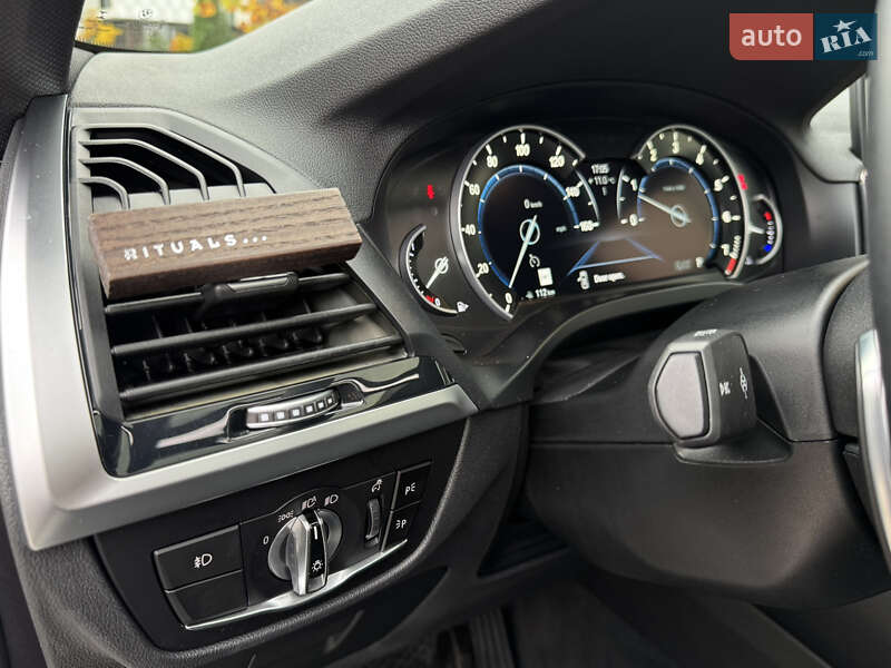 Внедорожник / Кроссовер BMW X3 2018 в Ужгороде