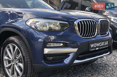 Внедорожник / Кроссовер BMW X3 2019 в 
