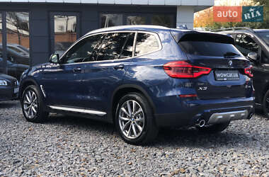 Внедорожник / Кроссовер BMW X3 2019 в 