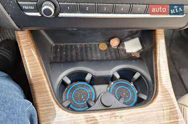 Внедорожник / Кроссовер BMW X3 2011 в 