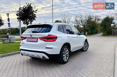 Внедорожник / Кроссовер BMW X3 2019 в 