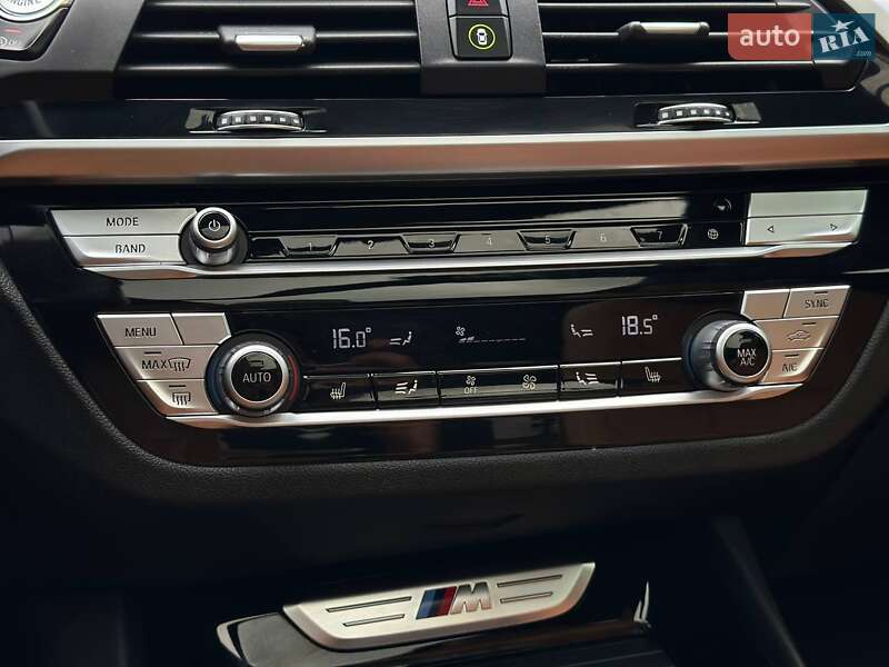 Внедорожник / Кроссовер BMW X3 2019 в Киеве