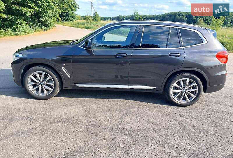 Внедорожник / Кроссовер BMW X3 2019 в Киеве