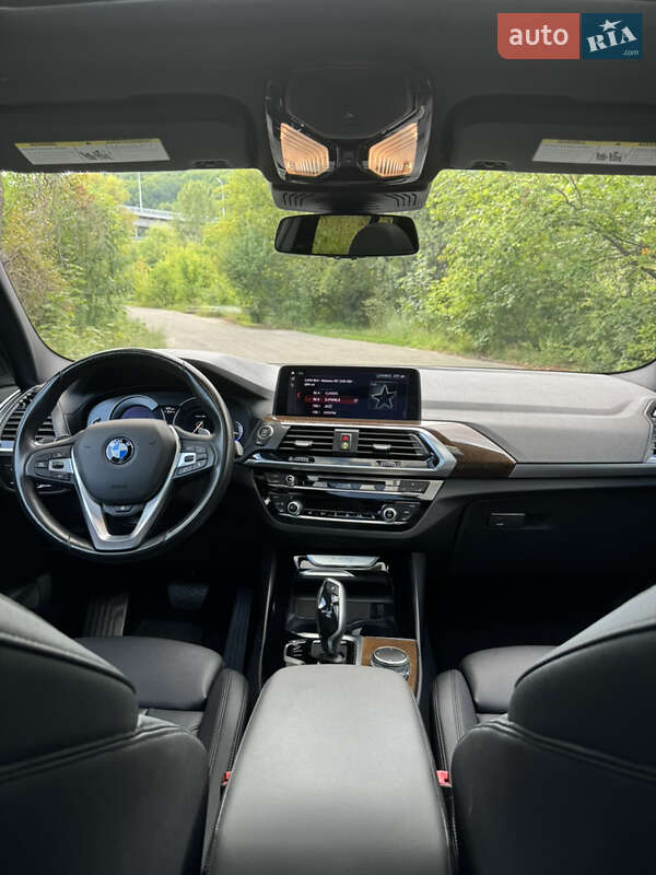 Внедорожник / Кроссовер BMW X3 2018 в Киеве