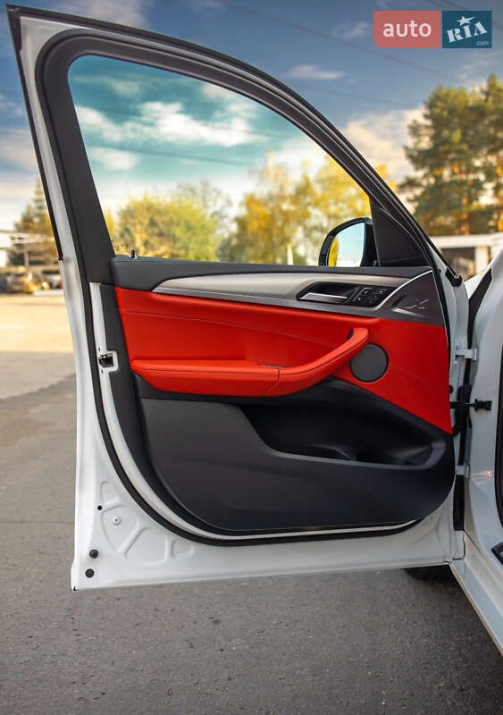 Позашляховик / Кросовер BMW X3 2018 в Чернівцях