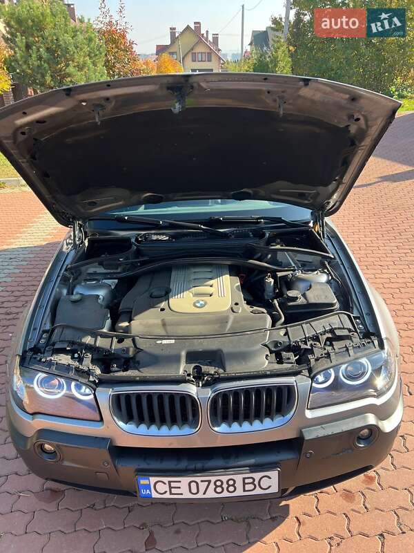 Внедорожник / Кроссовер BMW X3 2004 в Черновцах