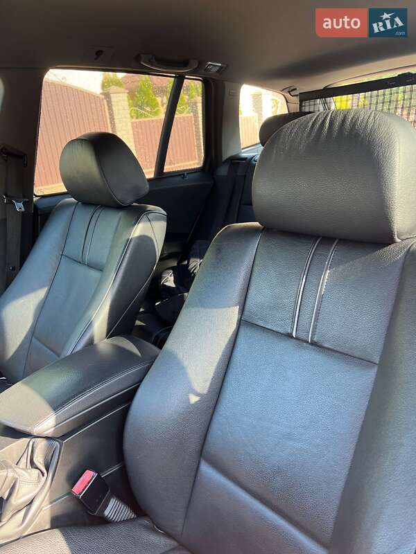 Внедорожник / Кроссовер BMW X3 2004 в Черновцах