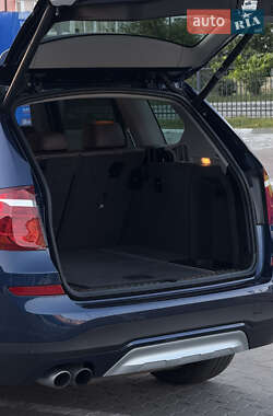 Внедорожник / Кроссовер BMW X3 2017 в 