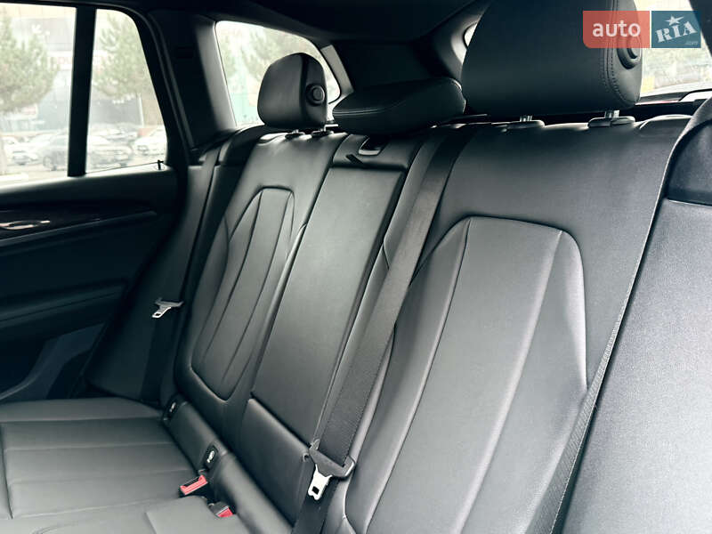 Позашляховик / Кросовер BMW X3 2018 в Одесі фото 41 Позашляховик / Кросовер BMW X3 2018 в Одесі