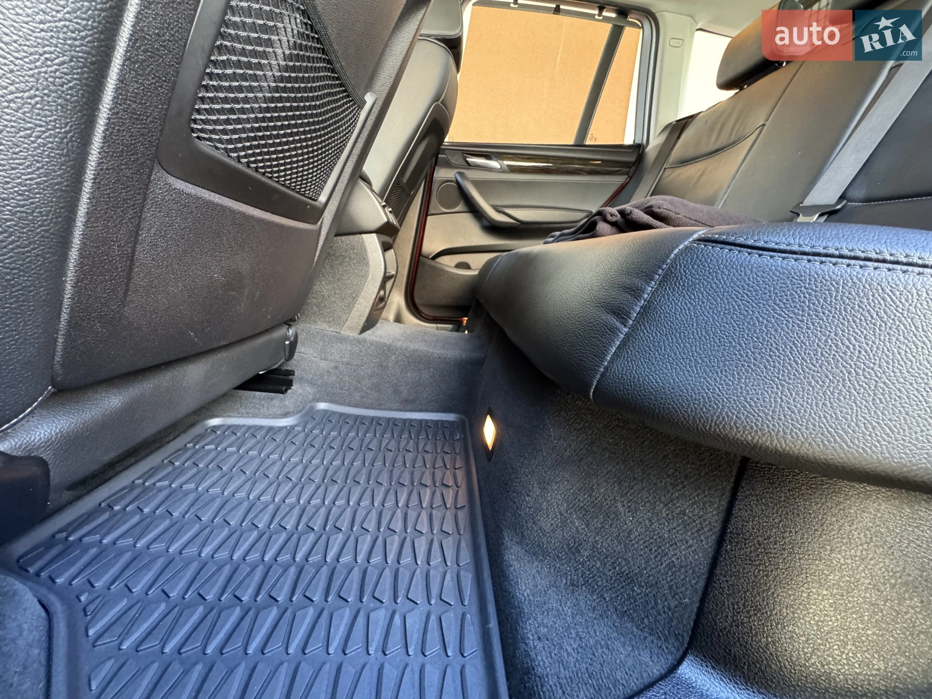 2011 BMW X3 - мініатюра 41
