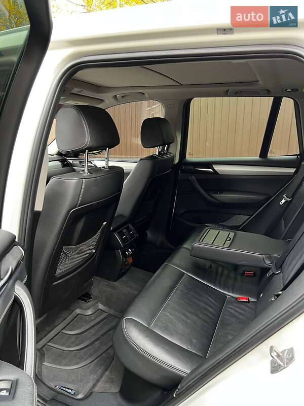Внедорожник / Кроссовер BMW X3 2013 в Славуте