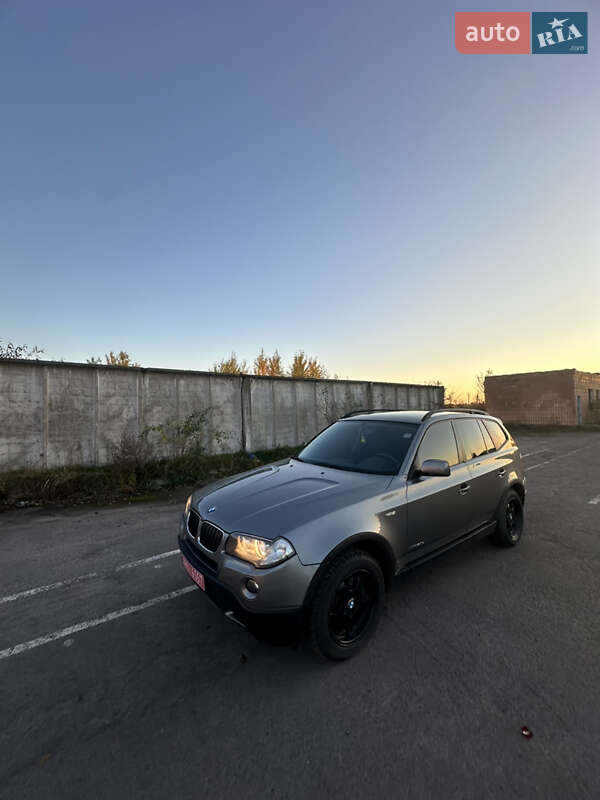 Внедорожник / Кроссовер BMW X3 2009 в Сарнах