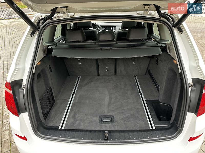 Внедорожник / Кроссовер BMW X3 2015 в Ровно