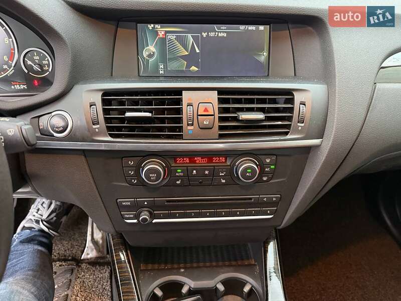 Внедорожник / Кроссовер BMW X3 2014 в Львове