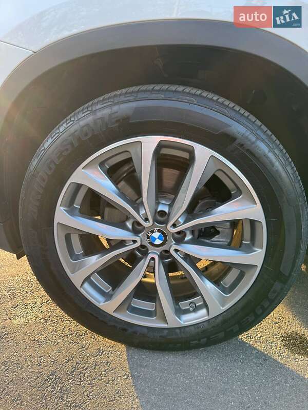 Внедорожник / Кроссовер BMW X3 2017 в Кременчуге