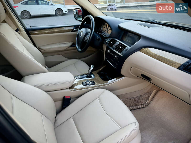 Внедорожник / Кроссовер BMW X3 2013 в Киеве