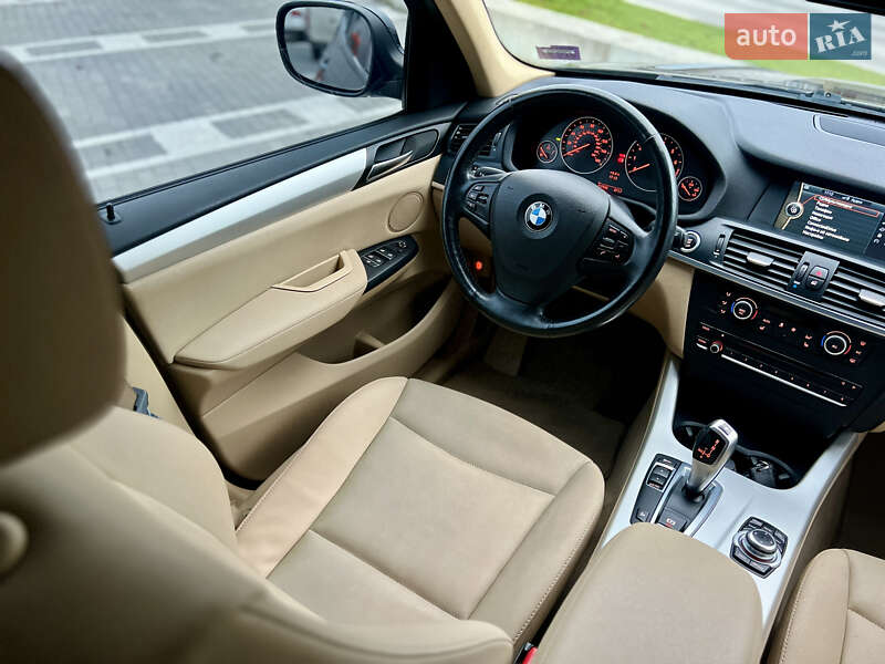 Внедорожник / Кроссовер BMW X3 2013 в Ровно