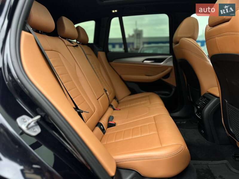 Внедорожник / Кроссовер BMW X3 2019 в Киеве