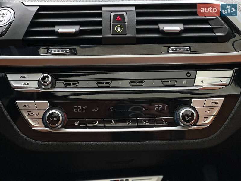 Внедорожник / Кроссовер BMW X3 2019 в Киеве