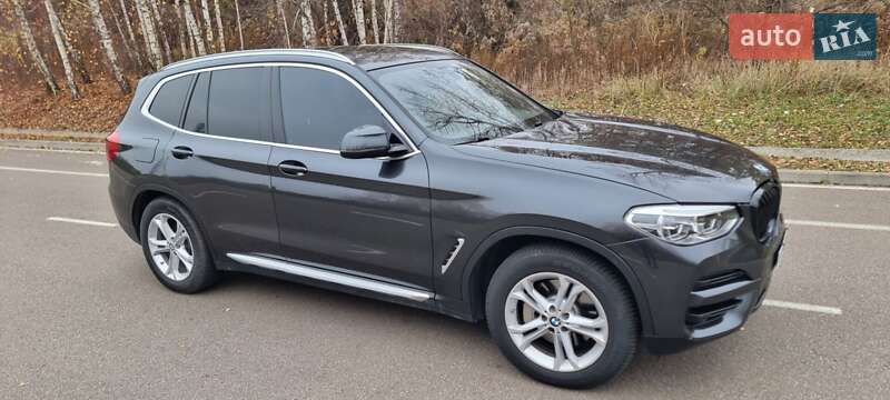 Внедорожник / Кроссовер BMW X3 2018 в Киеве