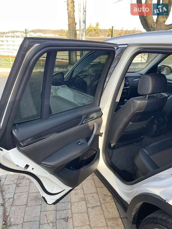 Внедорожник / Кроссовер BMW X3 2016 в Львове фото 10 Внедорожник / Кроссовер BMW X3 2016 в Львове