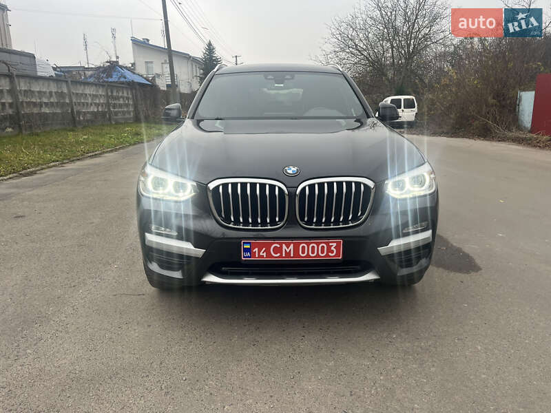 Внедорожник / Кроссовер BMW X3 2019 в Львове
