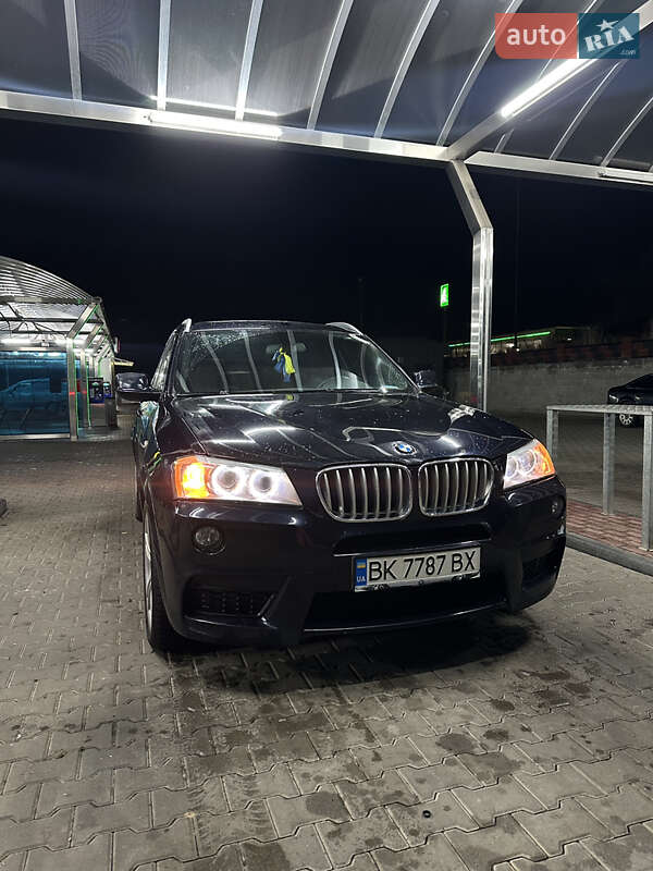 Внедорожник / Кроссовер BMW X3 2013 в Ровно