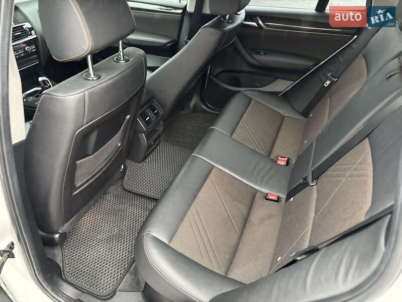 Внедорожник / Кроссовер BMW X3 2016 в Киеве