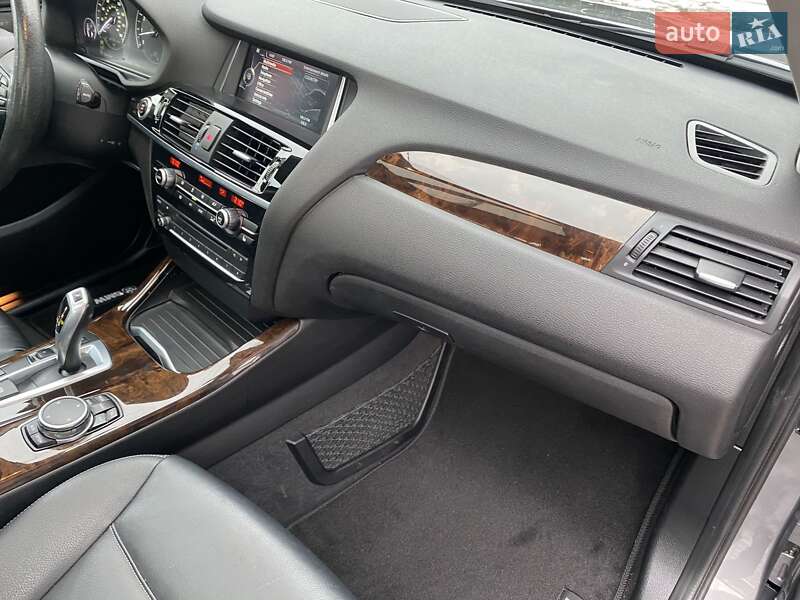 Внедорожник / Кроссовер BMW X3 2015 в Луцке