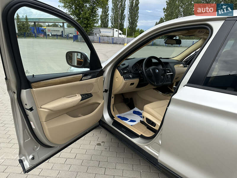 Внедорожник / Кроссовер BMW X3 2013 в Ковеле