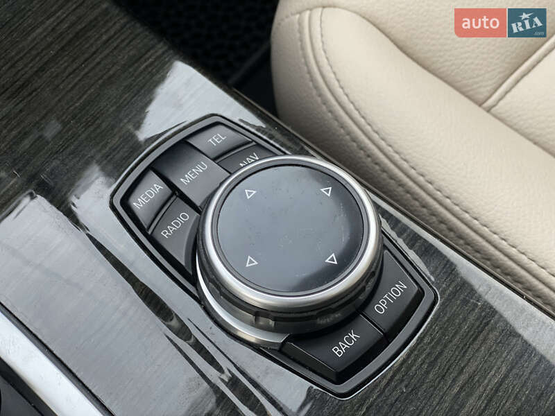 Внедорожник / Кроссовер BMW X3 2015 в Луцке