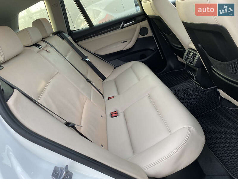 Внедорожник / Кроссовер BMW X3 2015 в Луцке