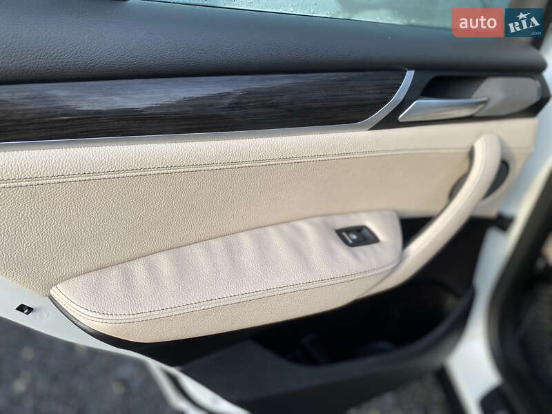 Внедорожник / Кроссовер BMW X3 2015 в Луцке