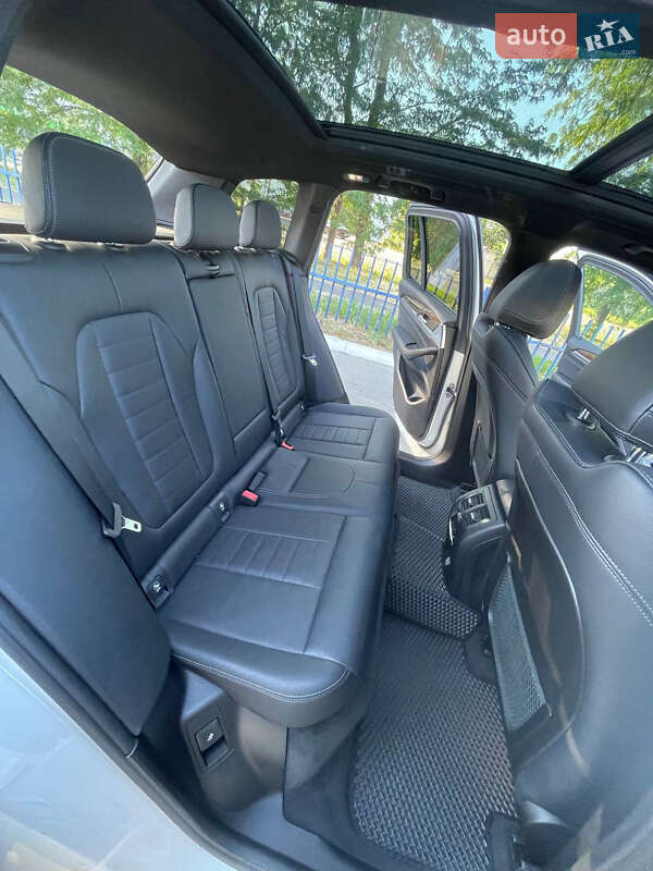 Внедорожник / Кроссовер BMW X3 2017 в Одессе