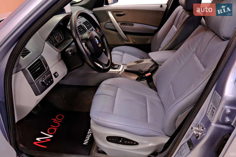 Внедорожник / Кроссовер BMW X3 2004 в Одессе