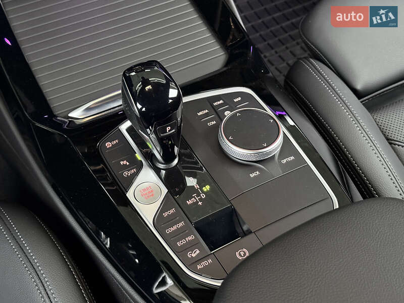 Внедорожник / Кроссовер BMW X3 2022 в Киеве