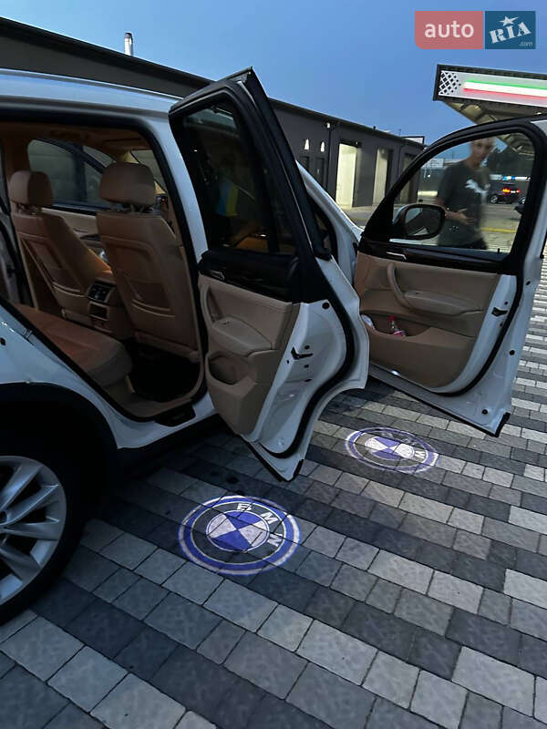 Внедорожник / Кроссовер BMW X3 2012 в Лапаевке фото 11 Внедорожник / Кроссовер BMW X3 2012 в Лапаевке