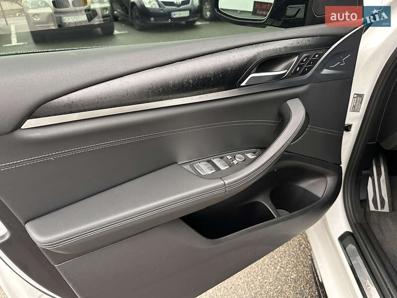 Внедорожник / Кроссовер BMW X3 2019 в Киеве фото 22 Внедорожник / Кроссовер BMW X3 2019 в Киеве