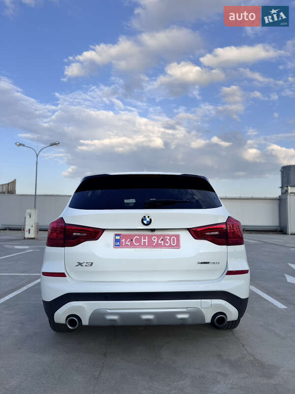 Внедорожник / Кроссовер BMW X3 2018 в Киеве