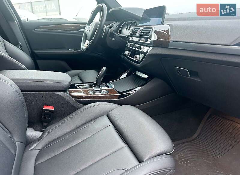 Внедорожник / Кроссовер BMW X3 2020 в Львове