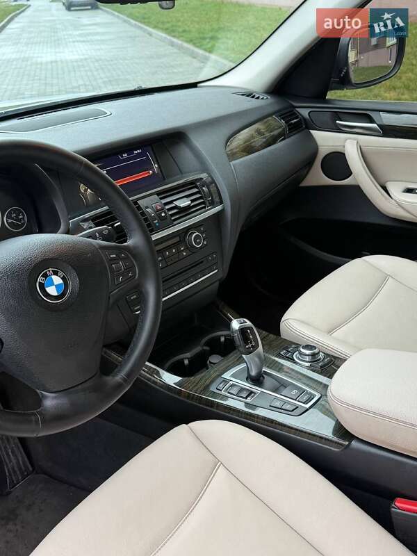 Внедорожник / Кроссовер BMW X3 2014 в Полтаве