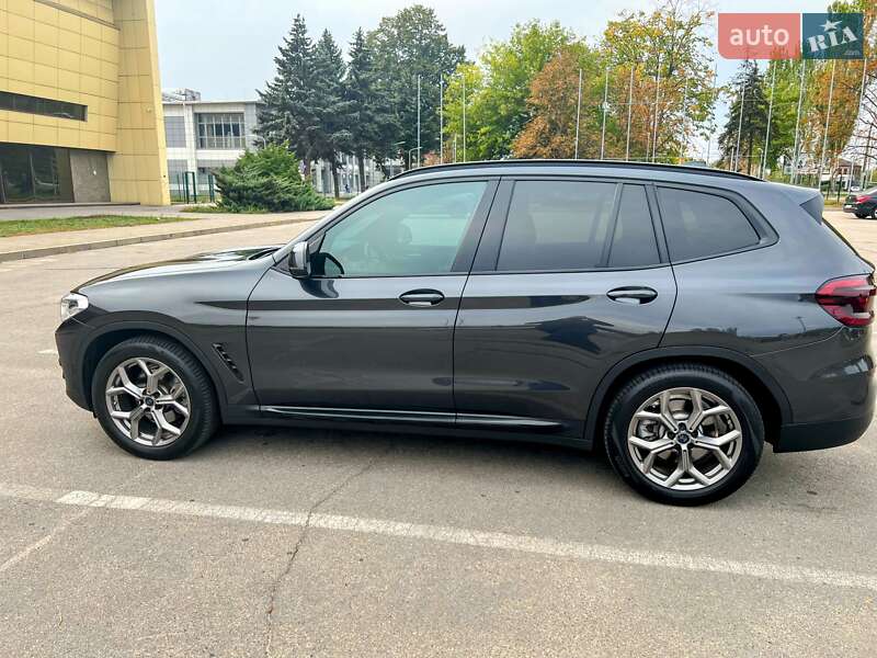 Внедорожник / Кроссовер BMW X3 2020 в Запорожье