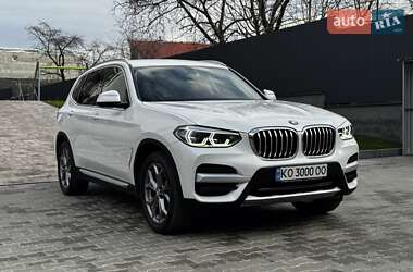 Внедорожник / Кроссовер BMW X3 2021 в Ужгороде