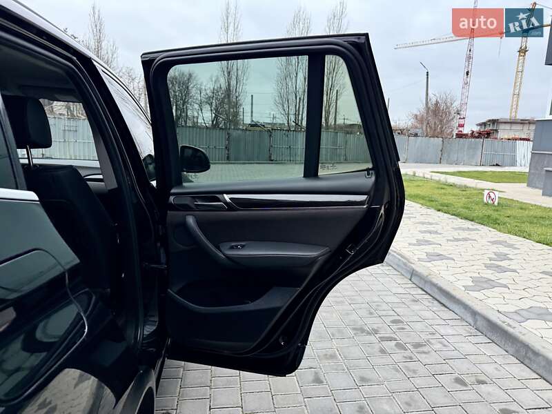 Внедорожник / Кроссовер BMW X3 2016 в Одессе