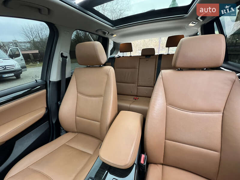 Позашляховик / Кросовер BMW X3 2017 в Новояворівську