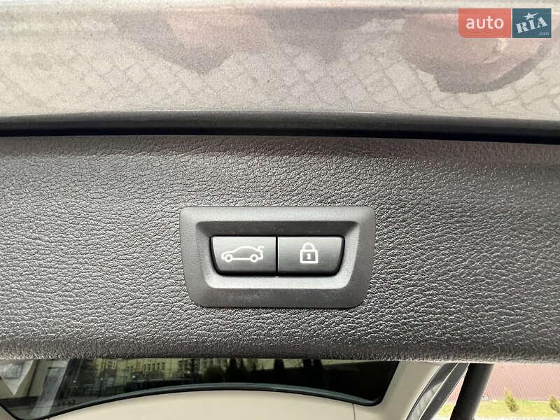 Позашляховик / Кросовер BMW X3 2017 в Новояворівську