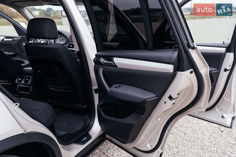 Внедорожник / Кроссовер BMW X3 2013 в Тернополе