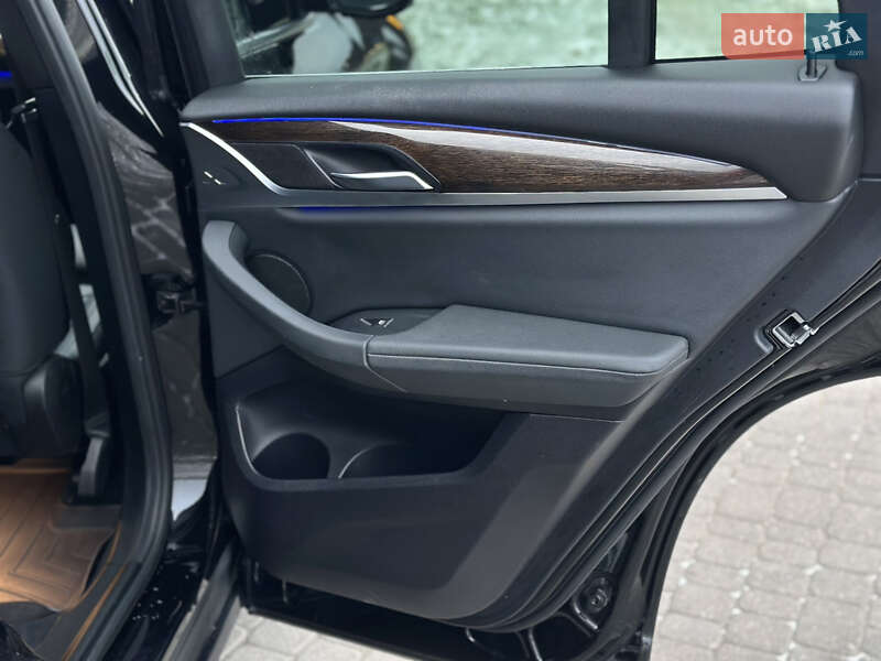 Позашляховик / Кросовер BMW X3 2019 в Бродах фото 25 Позашляховик / Кросовер BMW X3 2019 в Бродах