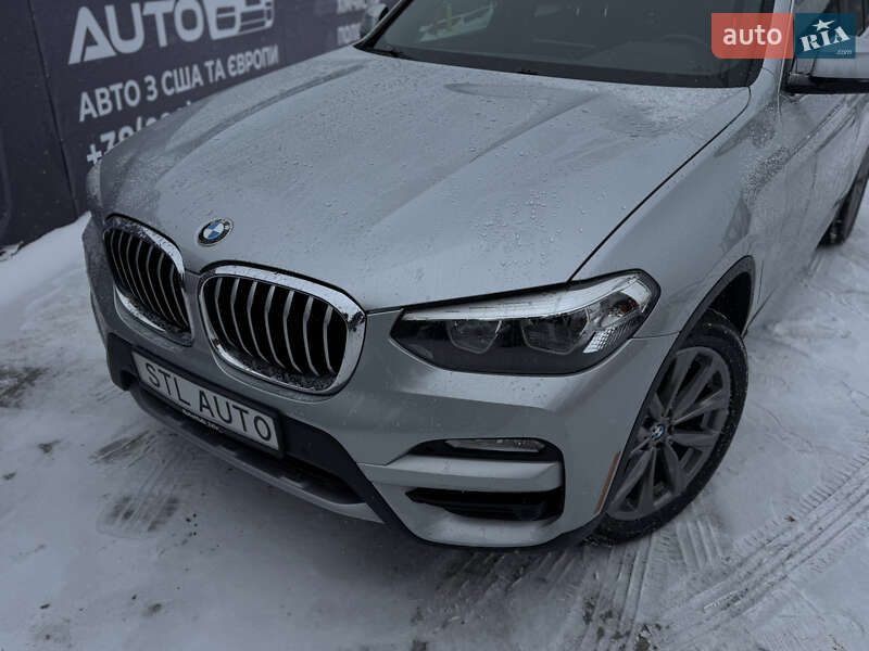 Внедорожник / Кроссовер BMW X3 2019 в Львове